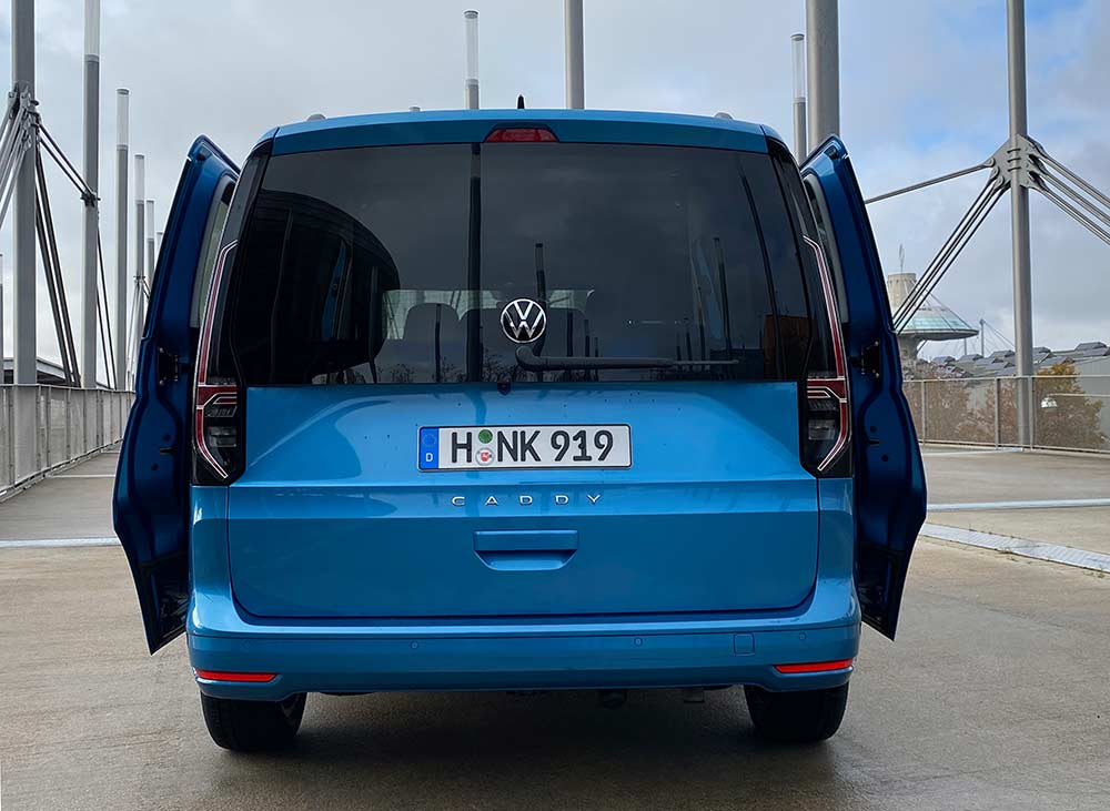 VW Cross-Caddy: Geräumiger Kastenwagen mit Offroad-Ausstattung - DER SPIEGEL