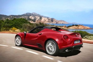 Erweiterte Sonderausstattung aus Carbon für den Alfa Romeo 4C   