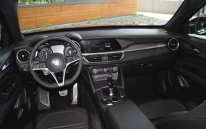Alfa Romeo Stelvio Super 2.0 16V (280PS)
