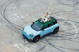 BMW Mini Concept Aceman 2022