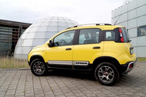 Fiat Panda Cross 1,3 - 80 PS gelb      