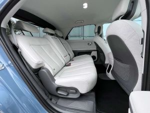 Hyundai Ioniq 5 Uniq-Paket Allrad 77,4 kWh-Batterie MJ 2023