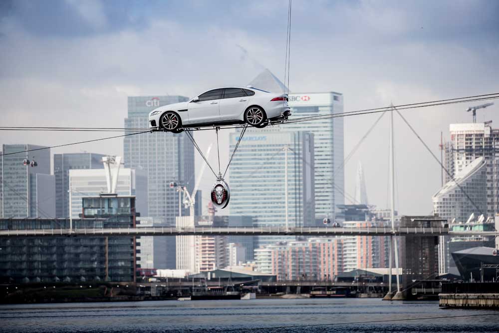 Weltpremiere Jaguar XF Generation zwei - London Dock am 24.03.2015