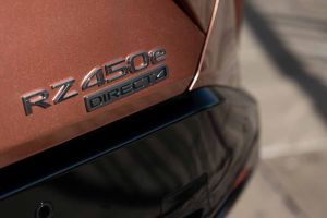 Der neue vollelektrische Lexus RZ 450e - 2023