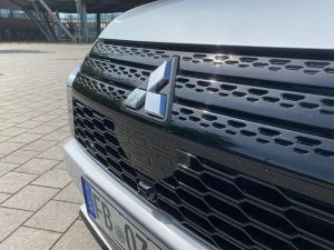 Mitsubishi Eclipse Cross PHEV Select Black 2022