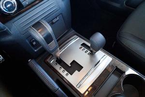 Mitsubishi Pajero 3-Türer Automatik 3.2 DiD AT 4WD Top