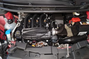 Peugeot 108 Top Allure VTI 82 5türig mit Innovationspaket  